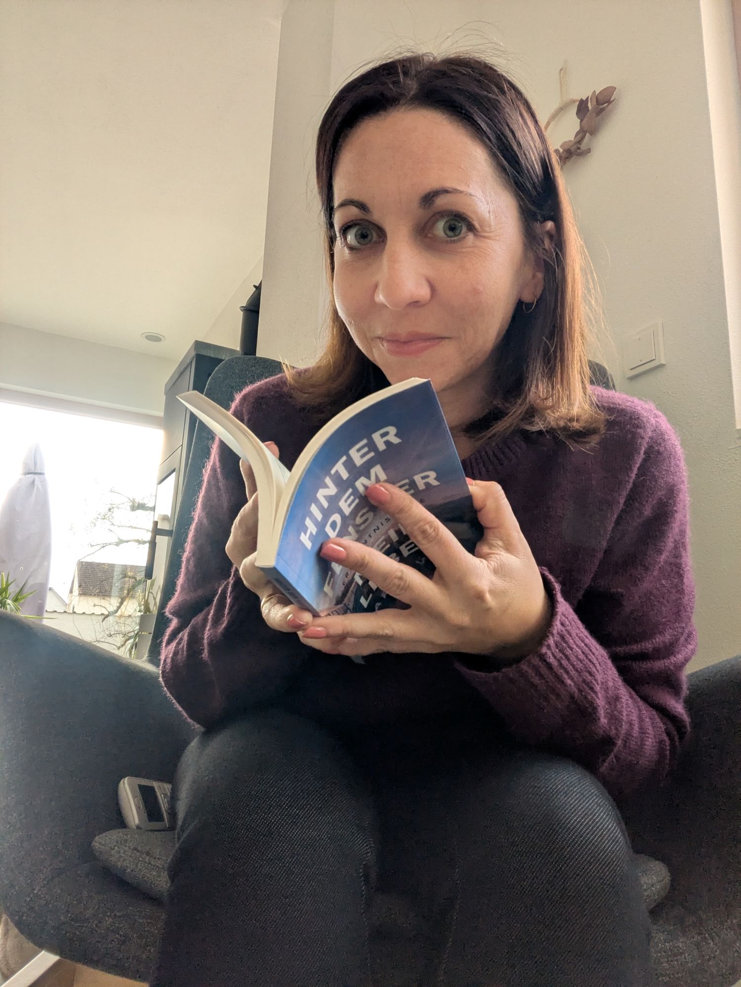 Roman "Hinter dem Fenster - mein Leben", eine Erkenntnisreise (Autorin: Maria Veit)